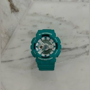 Mens G shock watch